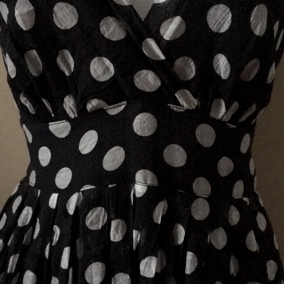 NWOT ‘Marylin Monroe’ style dress - Picture 3 of 11